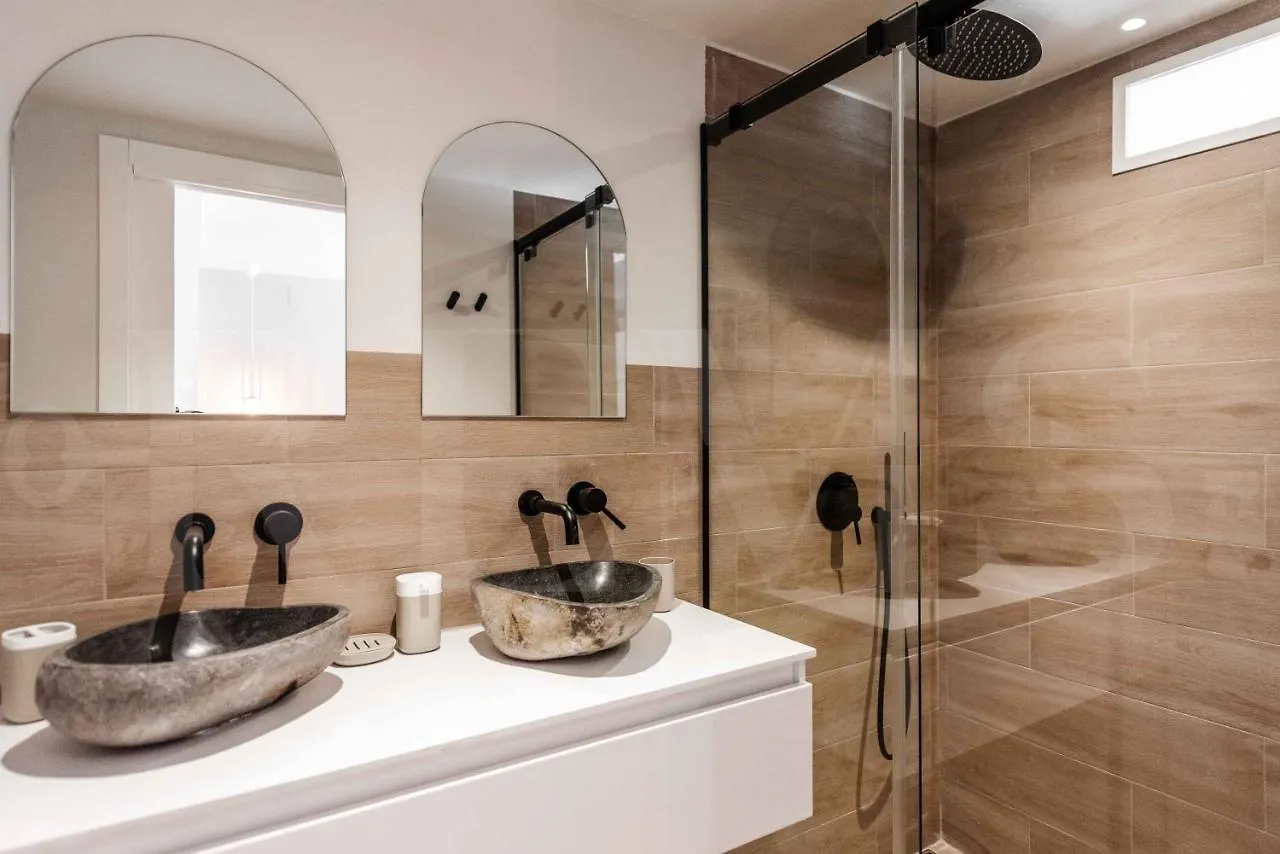 Idyllic And Spacious Apartment With Parking - Center By Rems Màlaga