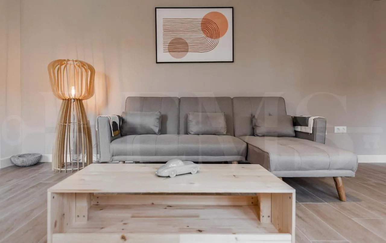 Idyllic And Spacious Apartment With Parking - Center By Rems Malaga Spain