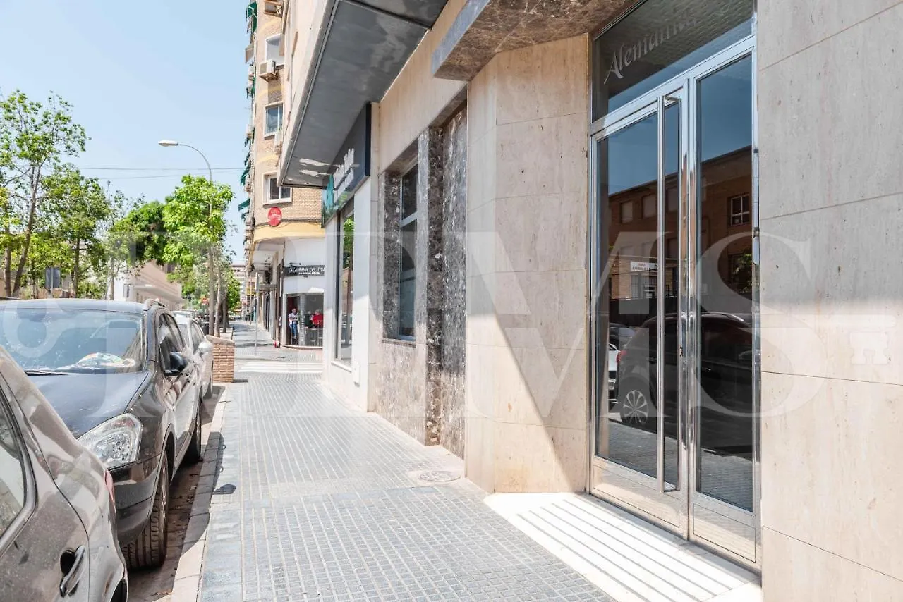 Idyllic And Spacious Apartment With Parking - Center By Rems Málaga